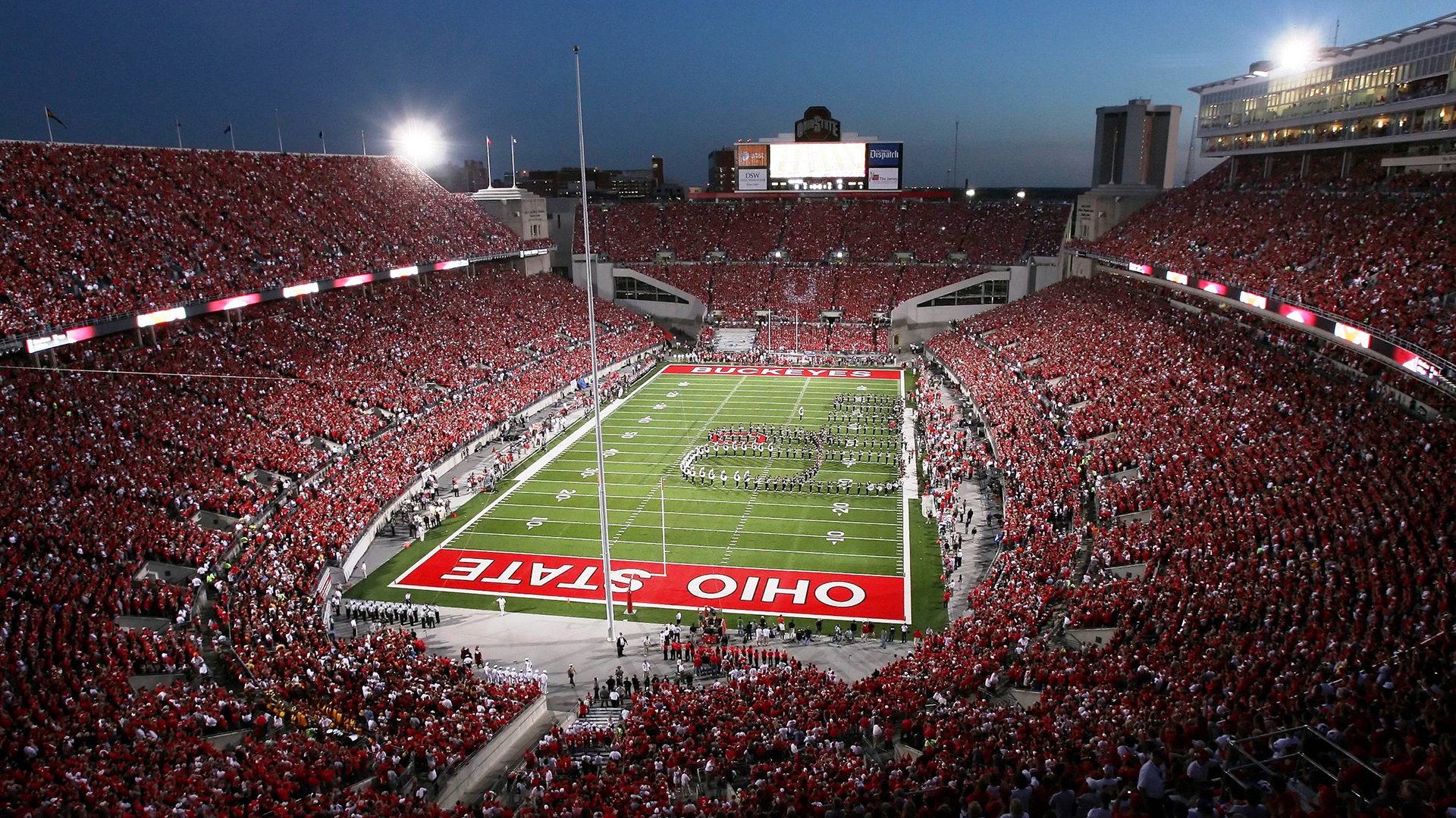 巴西足球冠军队弗鲁米奇主场击败安德拉烈斯，巴西队弗雷德